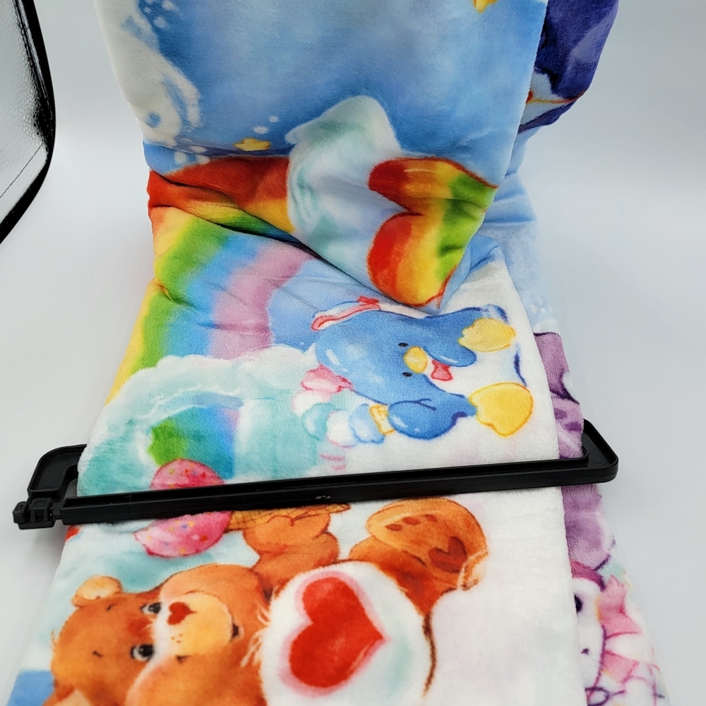 Hello Kitty & Care Bears Plush Throw Blanket NEW #1790 & 1791 - Picture 12 of 14